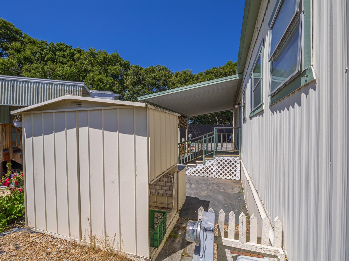 Detail Gallery Image 51 of 74 For 1555 Merrill St #176,  Santa Cruz,  CA 95062 - 2 Beds | 2 Baths