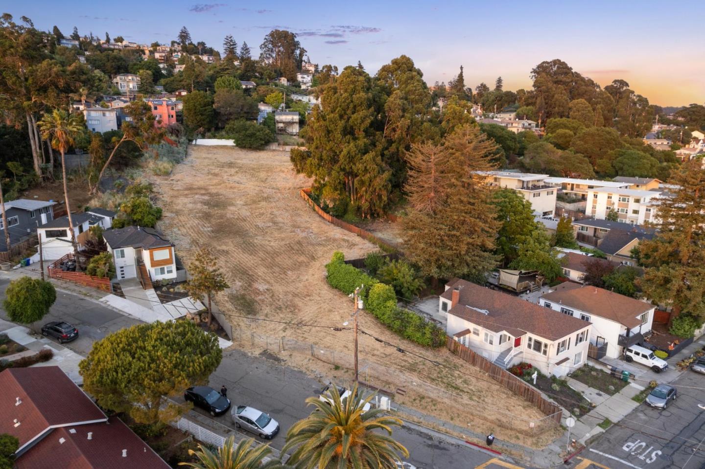 Detail Gallery Image 10 of 17 For 2900 Parker Ave, Oakland,  CA 94605 - – Beds | – Baths