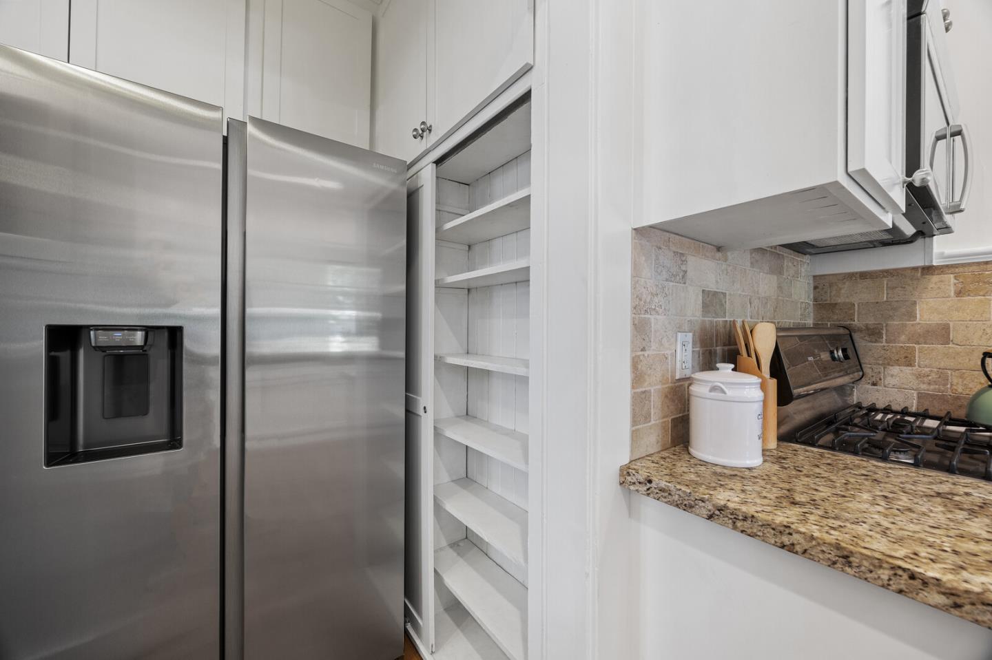 Detail Gallery Image 14 of 25 For 303 Highland Ave, San Mateo,  CA 94401 - 2 Beds | 1 Baths