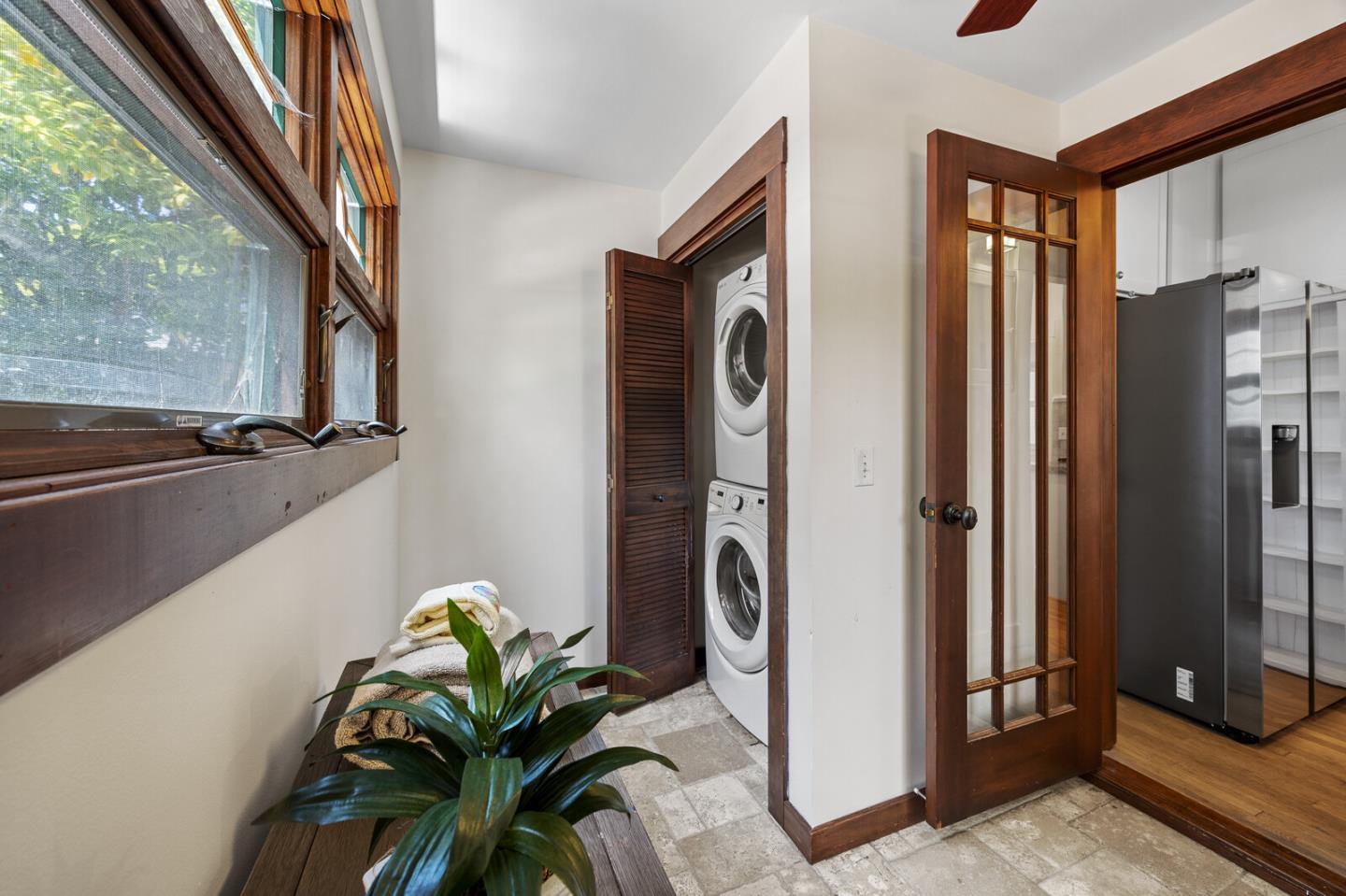 Detail Gallery Image 18 of 25 For 303 Highland Ave, San Mateo,  CA 94401 - 2 Beds | 1 Baths