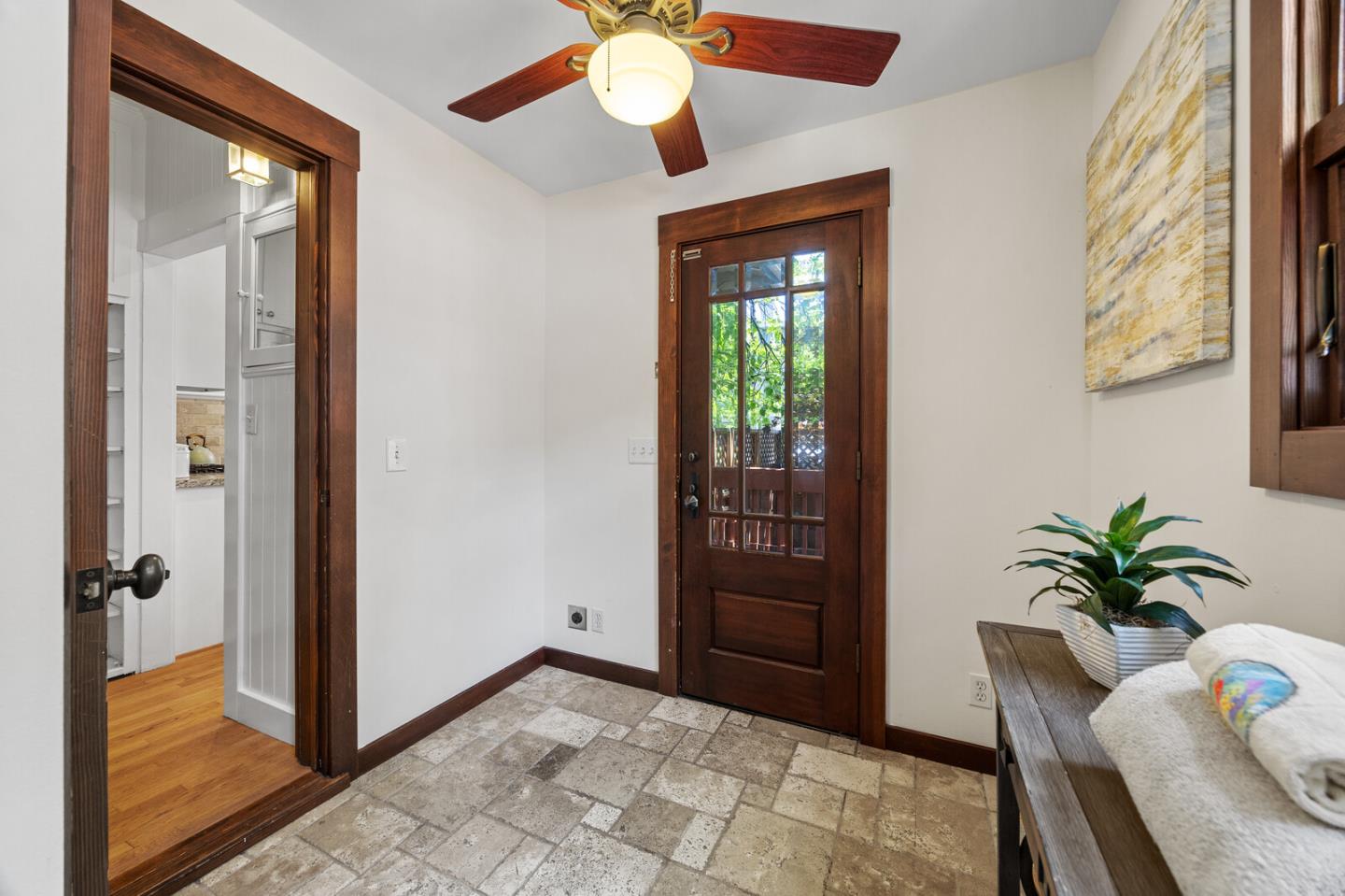 Detail Gallery Image 19 of 25 For 303 Highland Ave, San Mateo,  CA 94401 - 2 Beds | 1 Baths