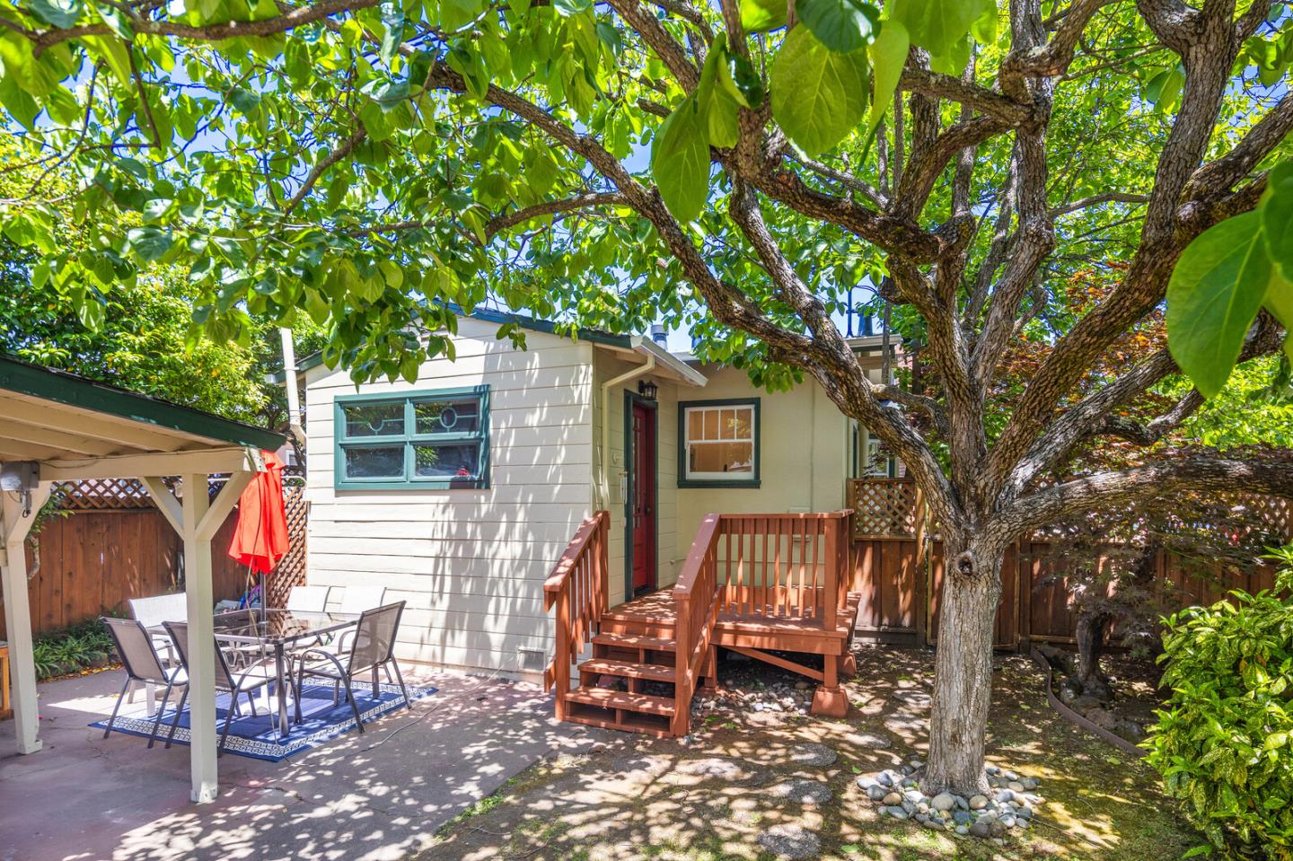 Detail Gallery Image 24 of 25 For 303 Highland Ave, San Mateo,  CA 94401 - 2 Beds | 1 Baths