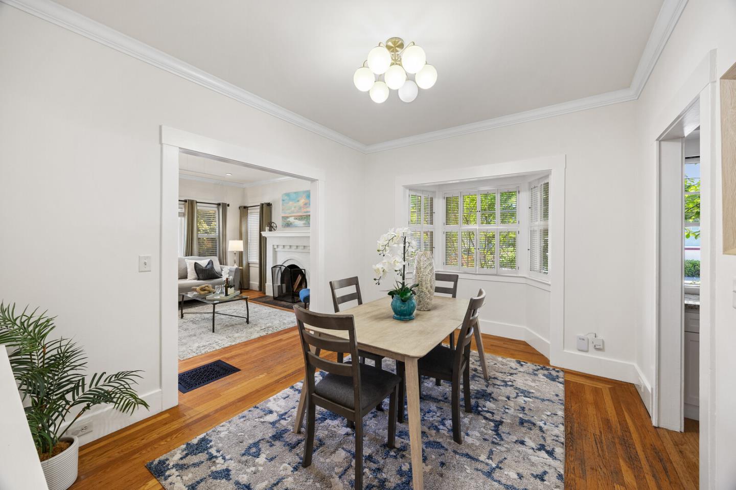 Detail Gallery Image 9 of 25 For 303 Highland Ave, San Mateo,  CA 94401 - 2 Beds | 1 Baths