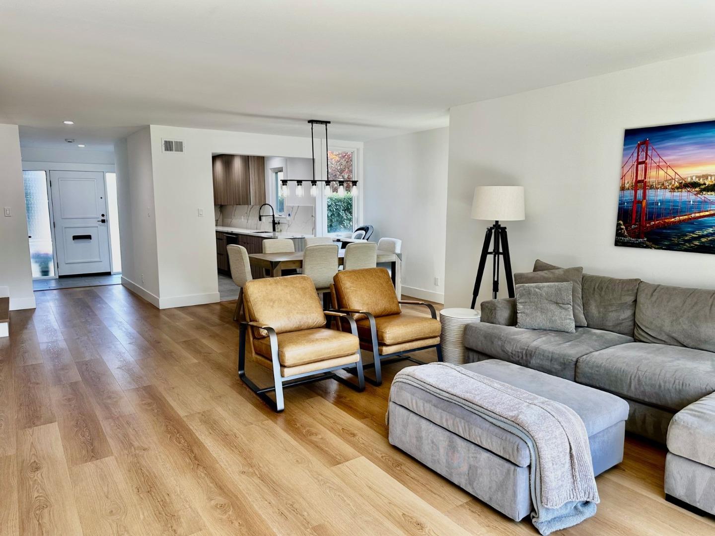 Detail Gallery Image 3 of 27 For 974 Peninsula Ave, San Mateo,  CA 94401 - 3 Beds | 2/1 Baths