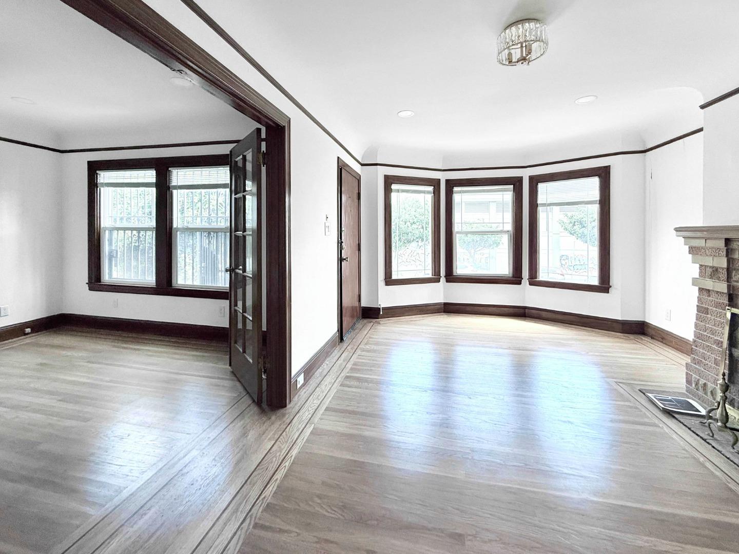 Detail Gallery Image 3 of 12 For 1587 Revere Ave, San Francisco,  CA 94124 - 3 Beds | 2 Baths
