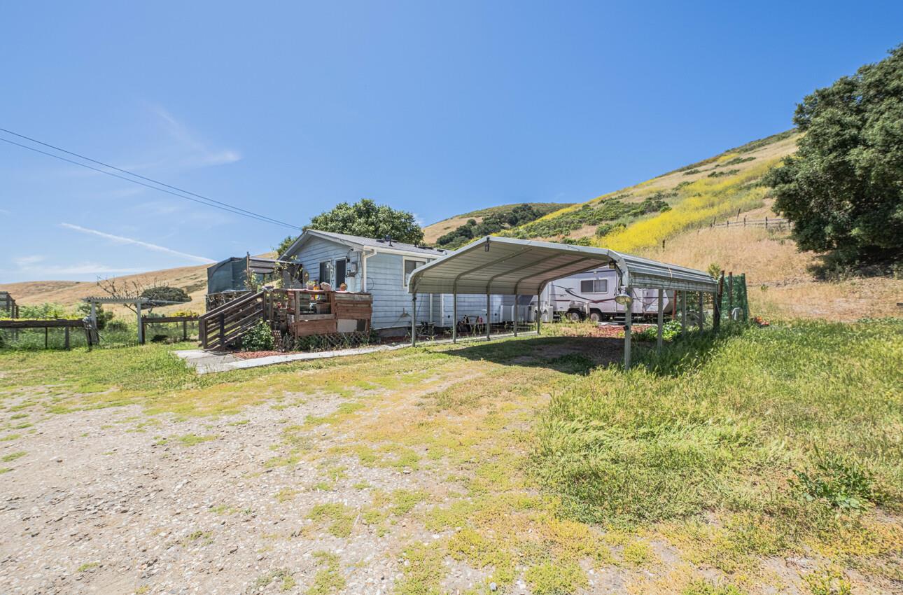 Detail Gallery Image 7 of 21 For 11521 Hidden Hills Rd, Carmel Valley,  CA 93924 - 4 Beds | 3 Baths