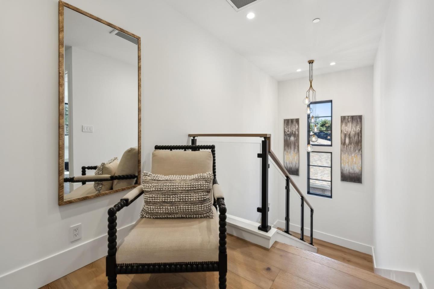 Detail Gallery Image 25 of 55 For 2018 Sand Hill Rd, Menlo Park,  CA 94025 - 5 Beds | 4/1 Baths