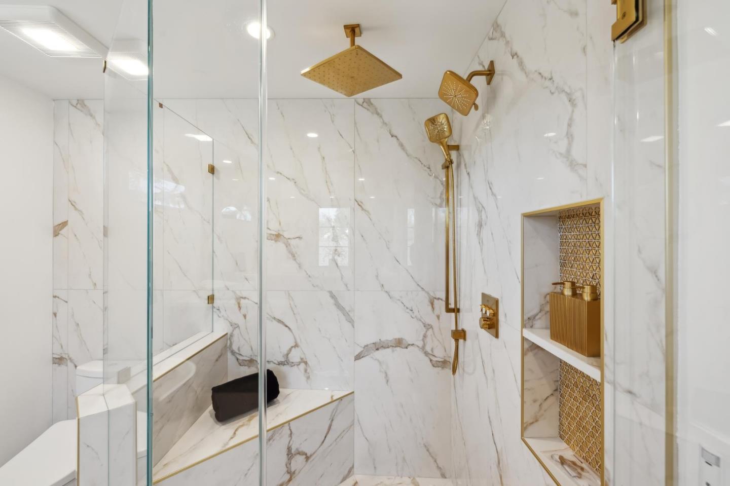 Detail Gallery Image 34 of 55 For 2018 Sand Hill Rd, Menlo Park,  CA 94025 - 5 Beds | 4/1 Baths