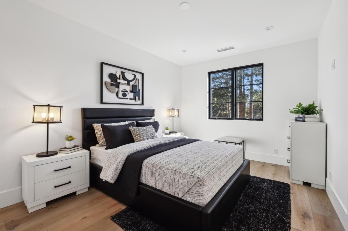 Detail Gallery Image 35 of 55 For 2018 Sand Hill Rd, Menlo Park,  CA 94025 - 5 Beds | 4/1 Baths