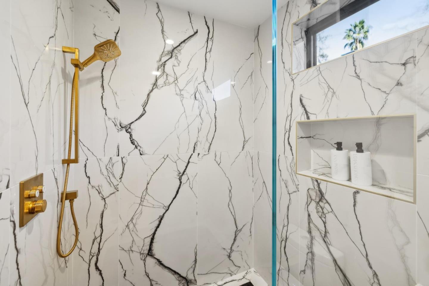 Detail Gallery Image 7 of 55 For 2018 Sand Hill Rd, Menlo Park,  CA 94025 - 5 Beds | 4/1 Baths