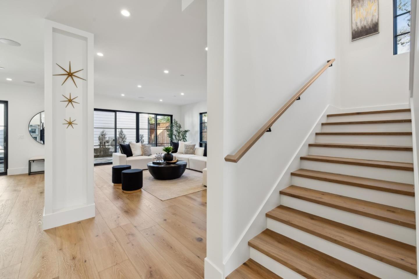 Detail Gallery Image 8 of 55 For 2018 Sand Hill Rd, Menlo Park,  CA 94025 - 5 Beds | 4/1 Baths
