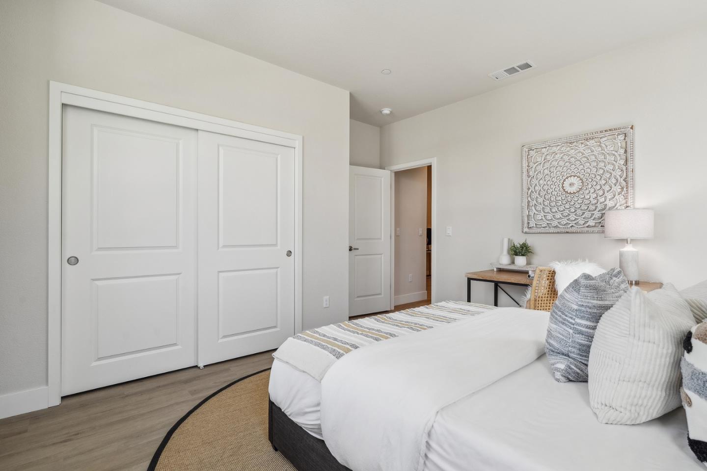 Detail Gallery Image 10 of 74 For 5485 Monte Vista Way, Antioch,  CA 94531 - 4 Beds | 3/1 Baths