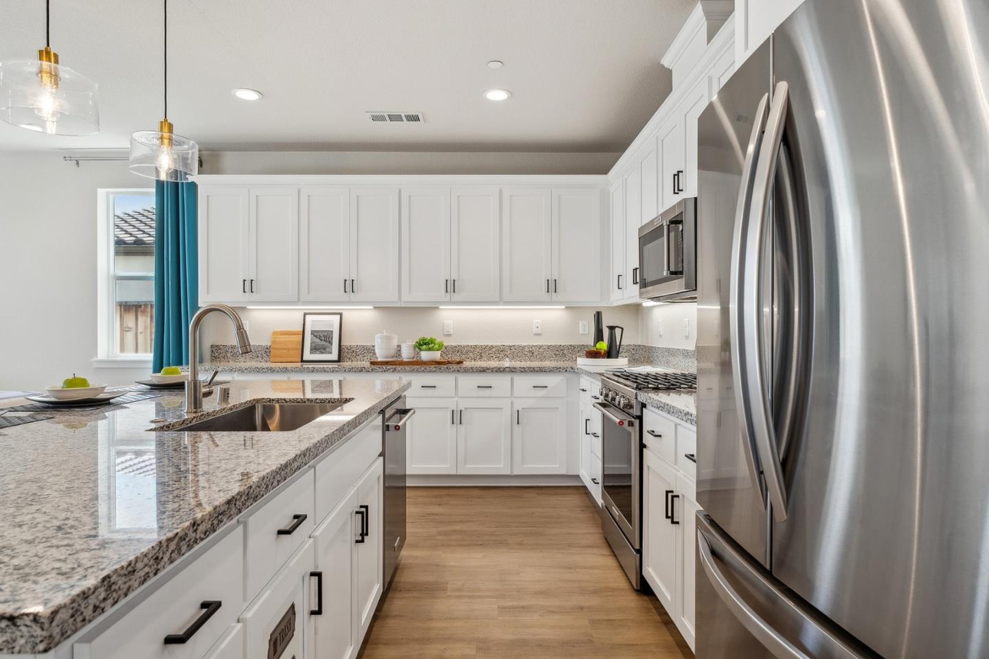 Detail Gallery Image 20 of 74 For 5485 Monte Vista Way, Antioch,  CA 94531 - 4 Beds | 3/1 Baths
