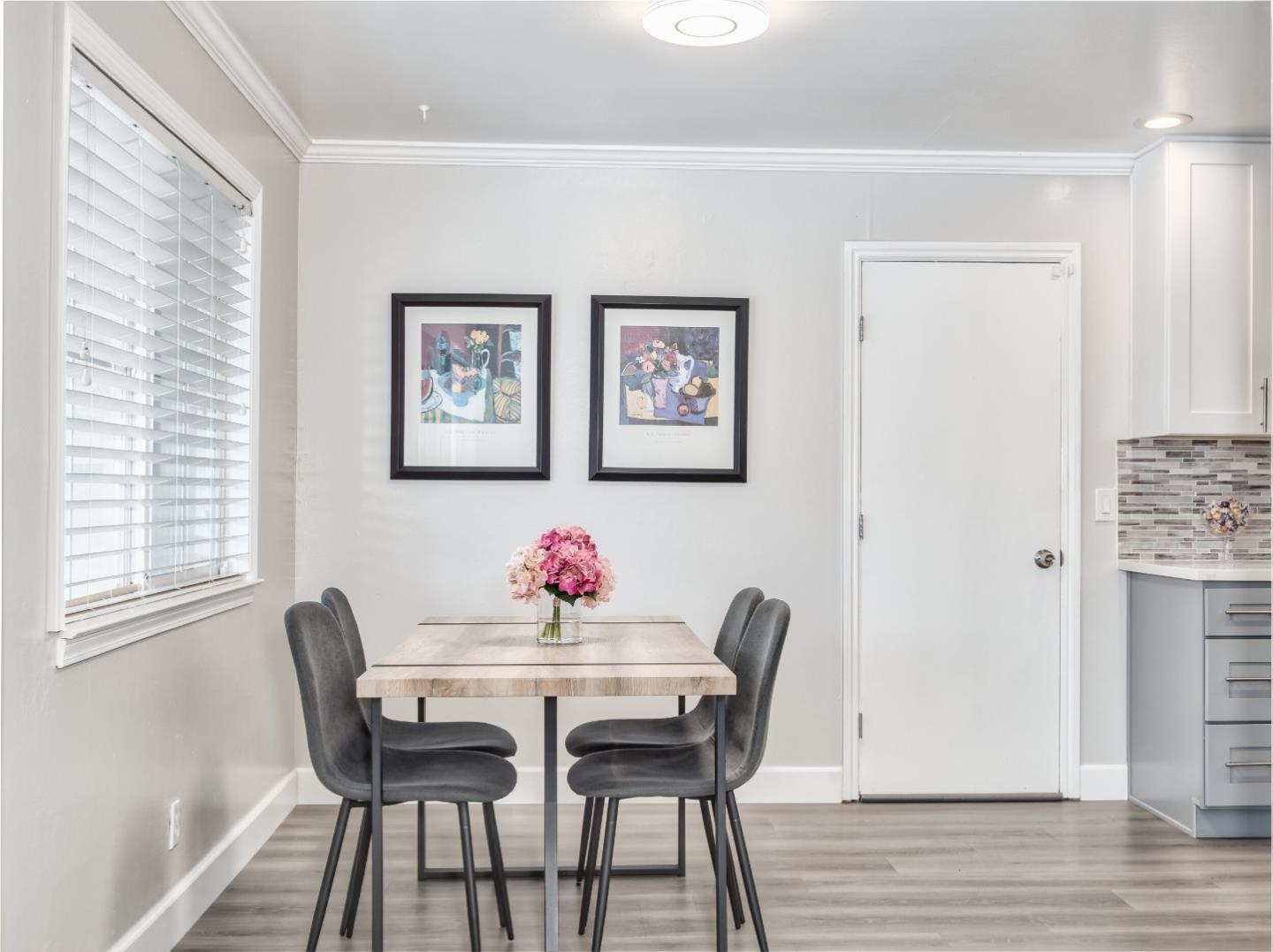 Detail Gallery Image 11 of 32 For 4864 Snow Dr, San Jose,  CA 95111 - 3 Beds | 2 Baths