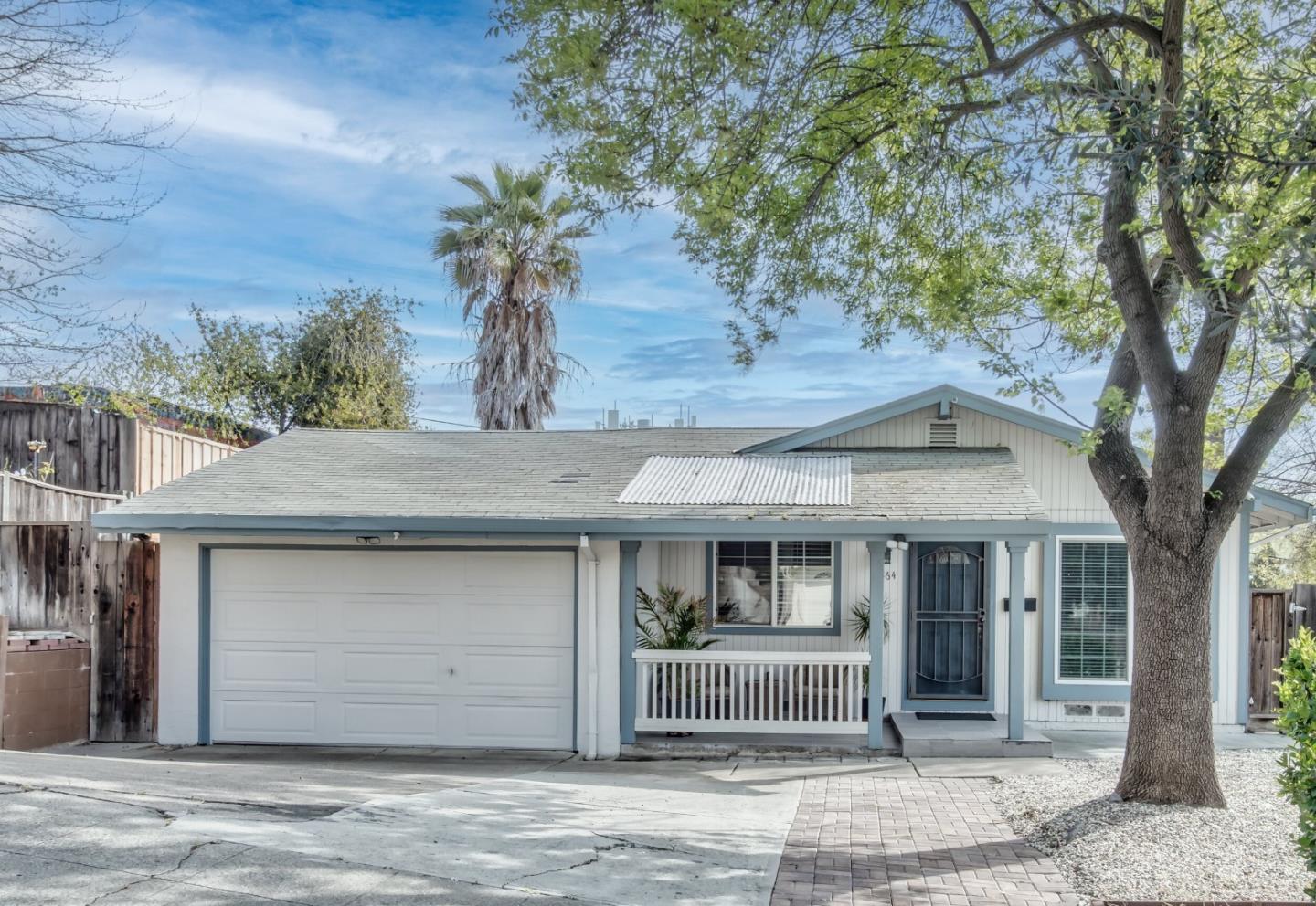 Detail Gallery Image 2 of 32 For 4864 Snow Dr, San Jose,  CA 95111 - 3 Beds | 2 Baths