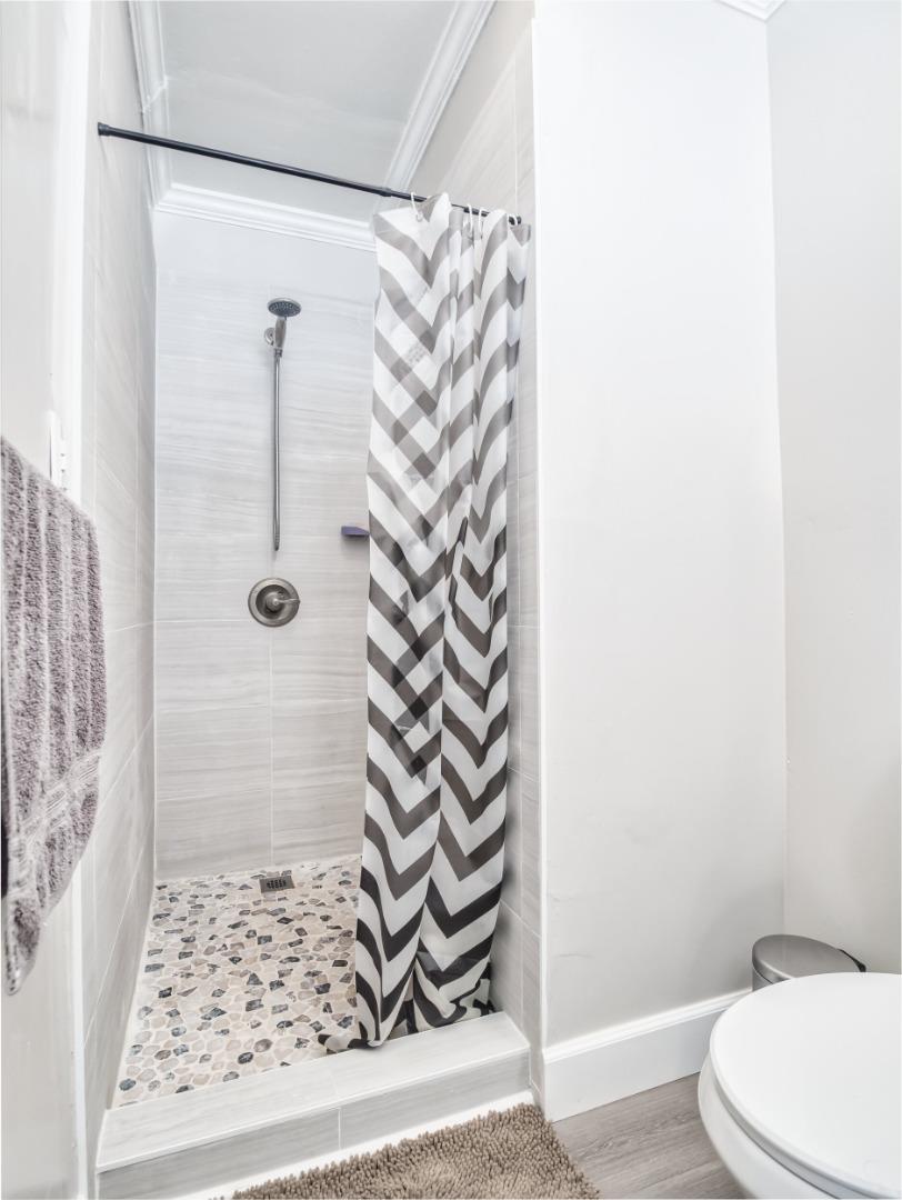 Detail Gallery Image 20 of 32 For 4864 Snow Dr, San Jose,  CA 95111 - 3 Beds | 2 Baths