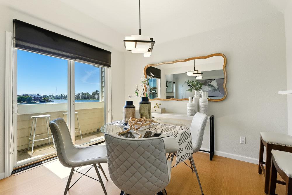 Detail Gallery Image 10 of 37 For 1023 Rudder Ln, Foster City,  CA 94404 - 2 Beds | 2 Baths
