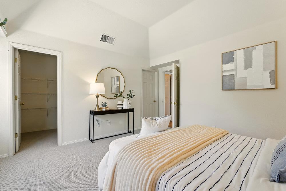 Detail Gallery Image 17 of 37 For 1023 Rudder Ln, Foster City,  CA 94404 - 2 Beds | 2 Baths