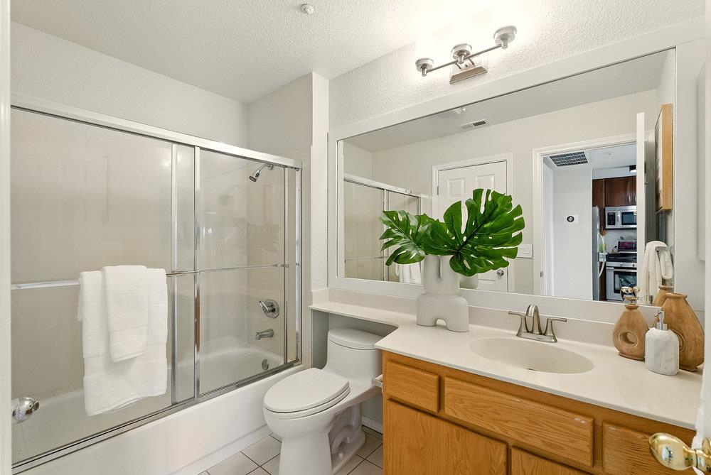 Detail Gallery Image 19 of 37 For 1023 Rudder Ln, Foster City,  CA 94404 - 2 Beds | 2 Baths