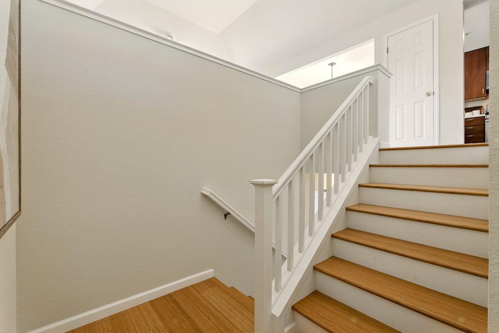 Detail Gallery Image 5 of 37 For 1023 Rudder Ln, Foster City,  CA 94404 - 2 Beds | 2 Baths