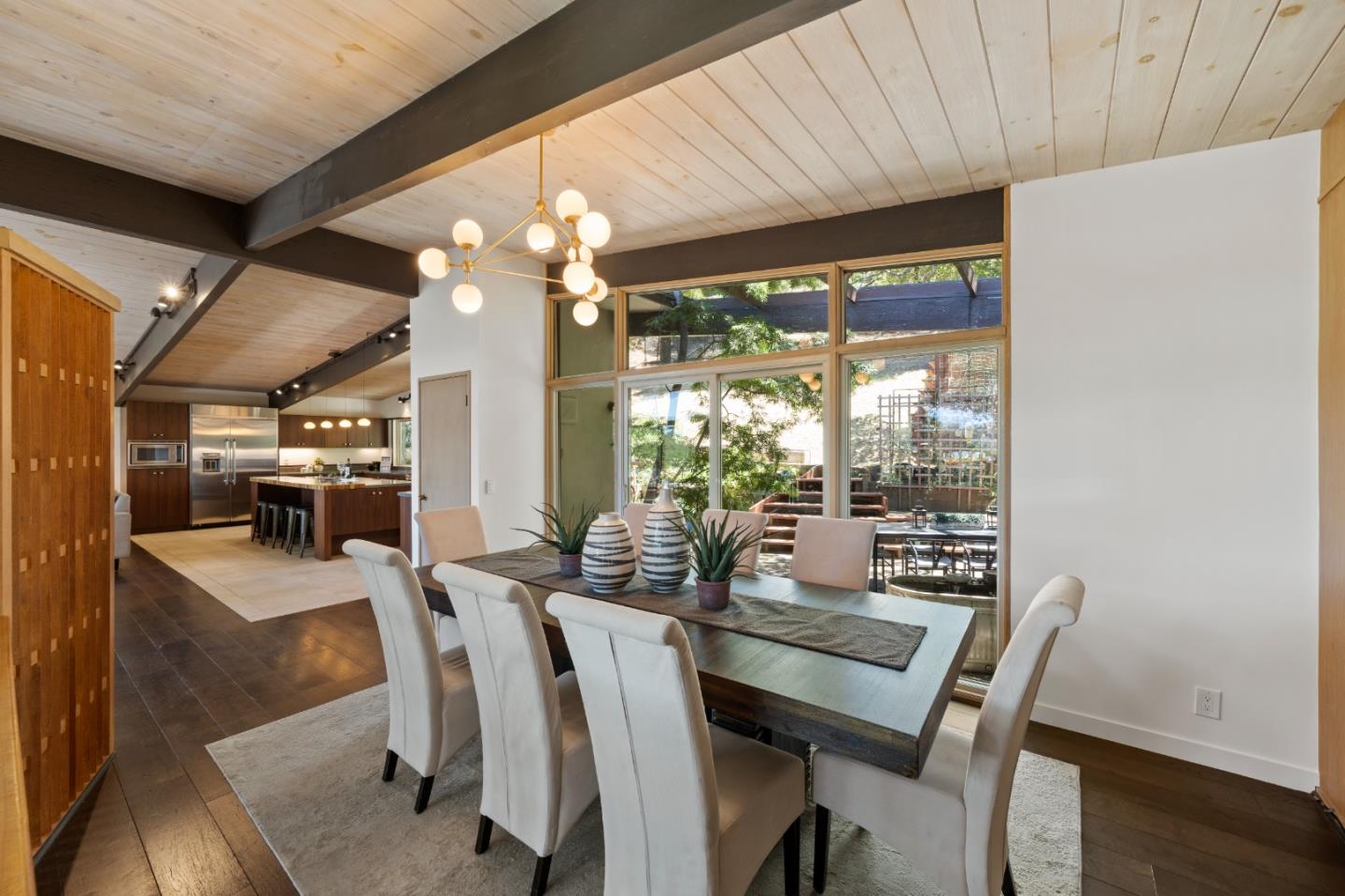 Detail Gallery Image 14 of 46 For 1220 Chula Vista Dr, Belmont,  CA 94002 - 4 Beds | 3 Baths