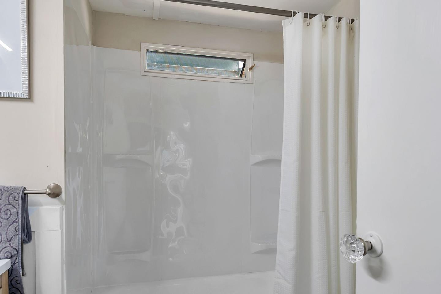 Detail Gallery Image 12 of 29 For 265 Brown Gables Rd #24,  Ben Lomond,  CA 95005 - 2 Beds | 1 Baths