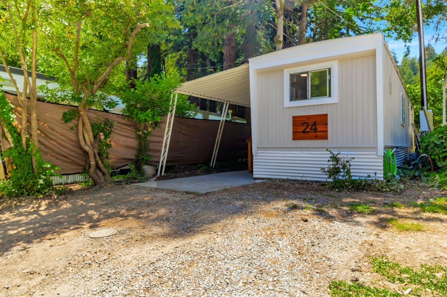 Detail Gallery Image 19 of 29 For 265 Brown Gables Rd #24,  Ben Lomond,  CA 95005 - 2 Beds | 1 Baths