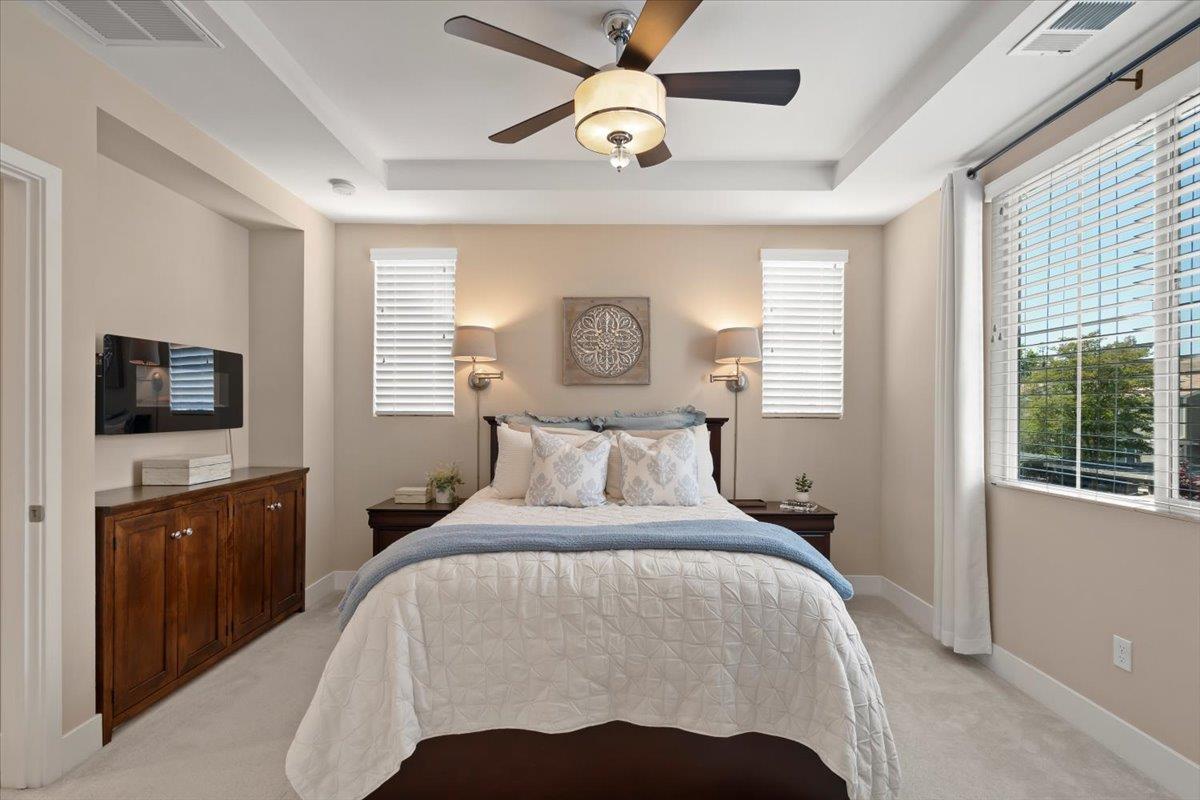Detail Gallery Image 20 of 26 For 255 Stoney Creek Ln, Morgan Hill,  CA 95037 - 3 Beds | 2/1 Baths