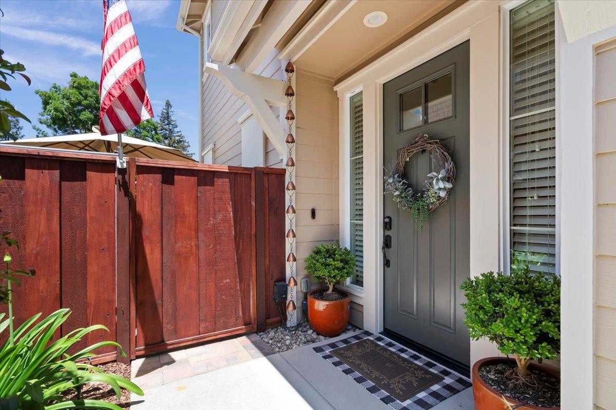 Detail Gallery Image 22 of 26 For 255 Stoney Creek Ln, Morgan Hill,  CA 95037 - 3 Beds | 2/1 Baths