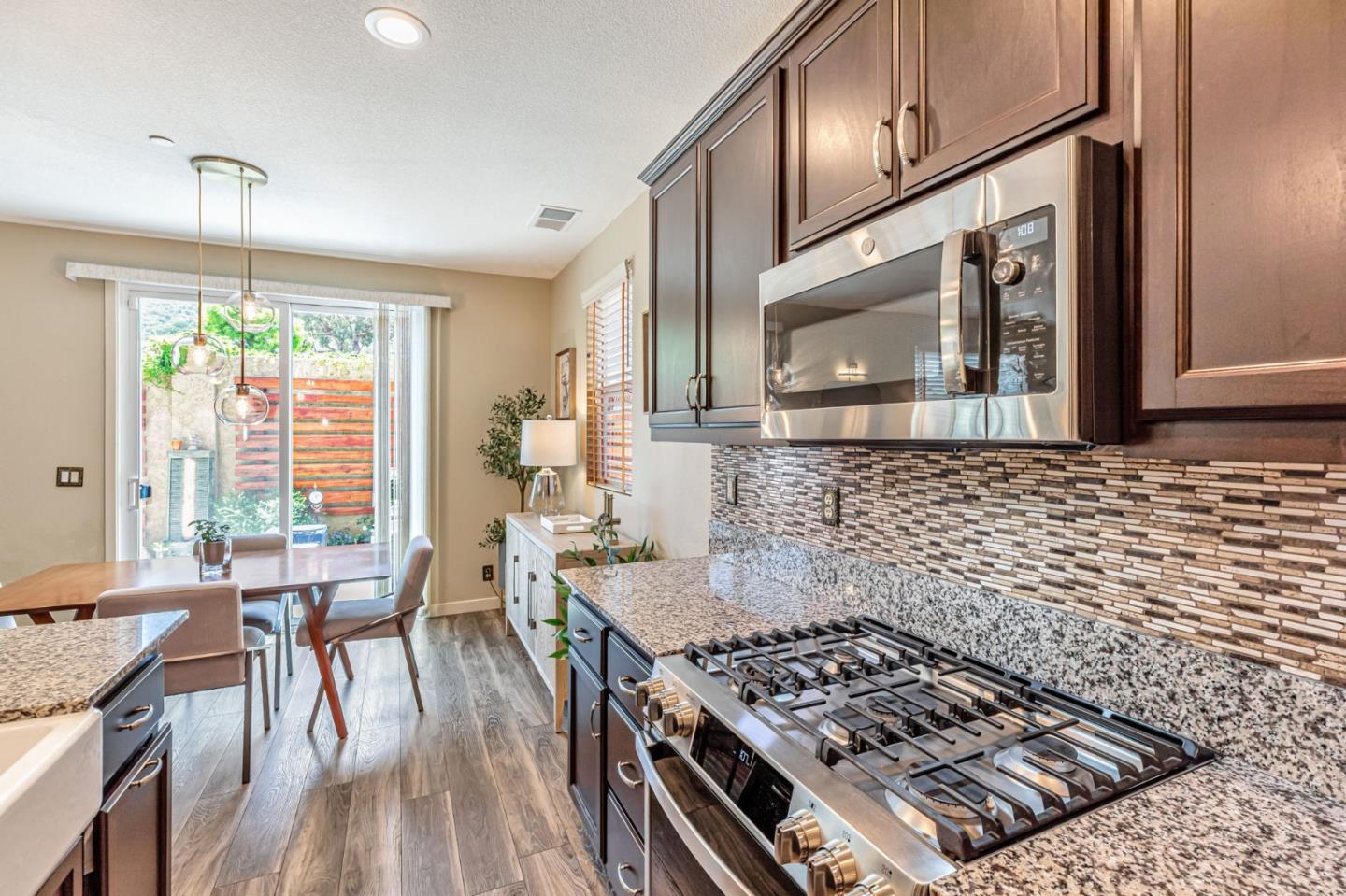 Detail Gallery Image 13 of 51 For 1300 Qualteri Way, Gilroy,  CA 95020 - 5 Beds | 3 Baths