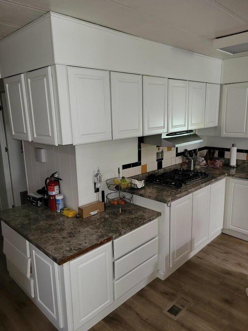 Detail Gallery Image 3 of 16 For 548 Mill Pond Dr #548,  San Jose,  CA 95125 - 2 Beds | 2 Baths
