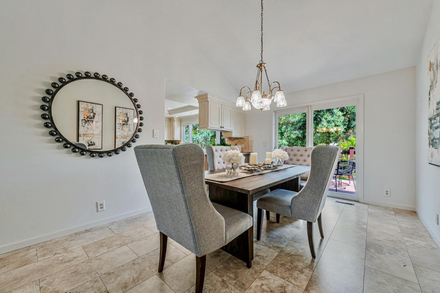 Detail Gallery Image 16 of 99 For 663 Lambeth Ct, Sunnyvale,  CA 94087 - 4 Beds | 3 Baths