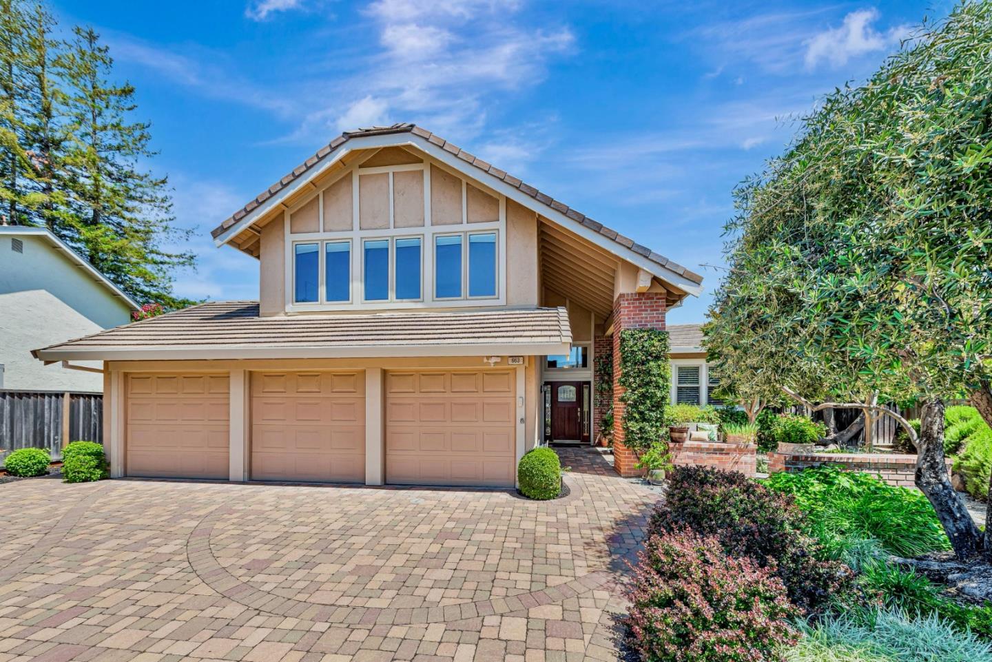 Detail Gallery Image 2 of 99 For 663 Lambeth Ct, Sunnyvale,  CA 94087 - 4 Beds | 3 Baths