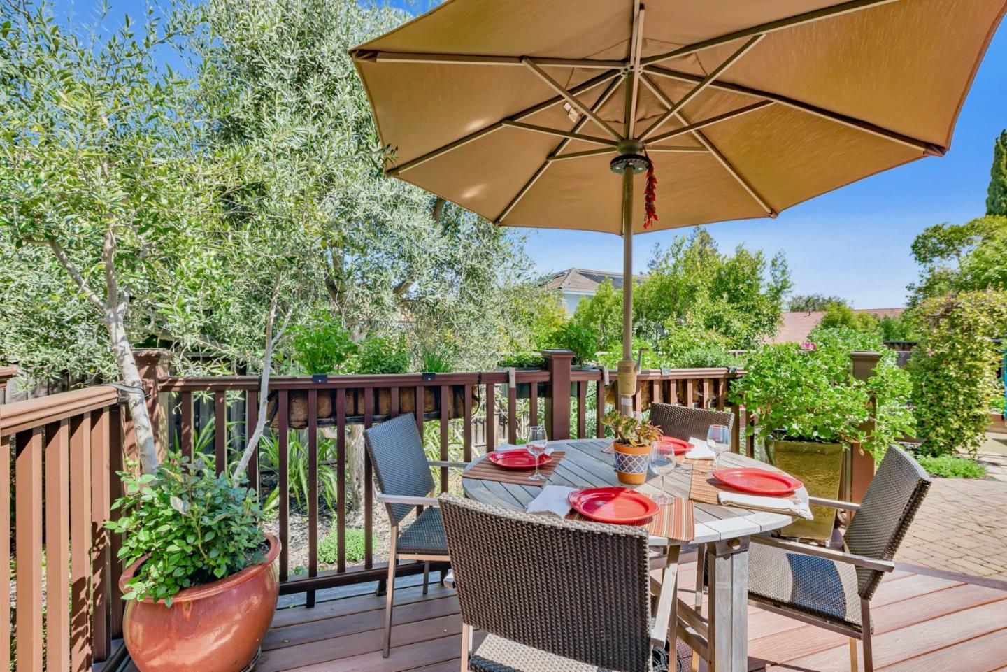 Detail Gallery Image 55 of 99 For 663 Lambeth Ct, Sunnyvale,  CA 94087 - 4 Beds | 3 Baths