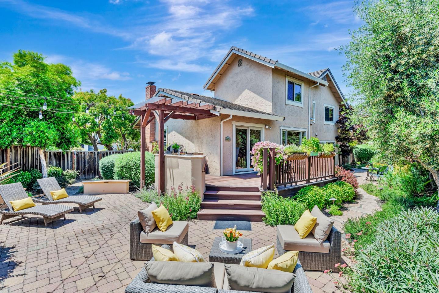 Detail Gallery Image 59 of 99 For 663 Lambeth Ct, Sunnyvale,  CA 94087 - 4 Beds | 3 Baths