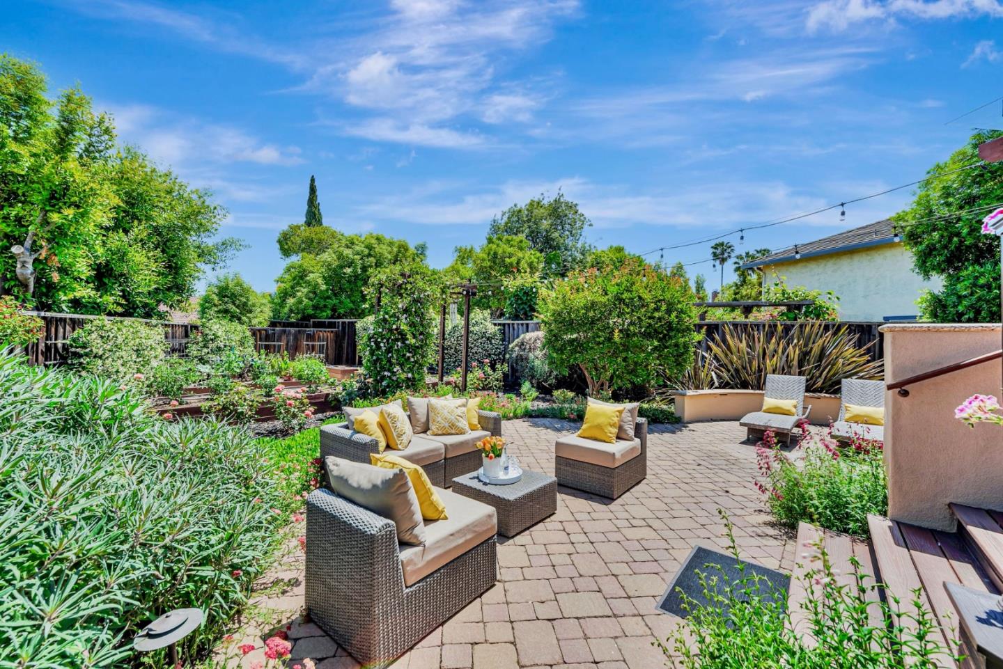 Detail Gallery Image 62 of 99 For 663 Lambeth Ct, Sunnyvale,  CA 94087 - 4 Beds | 3 Baths
