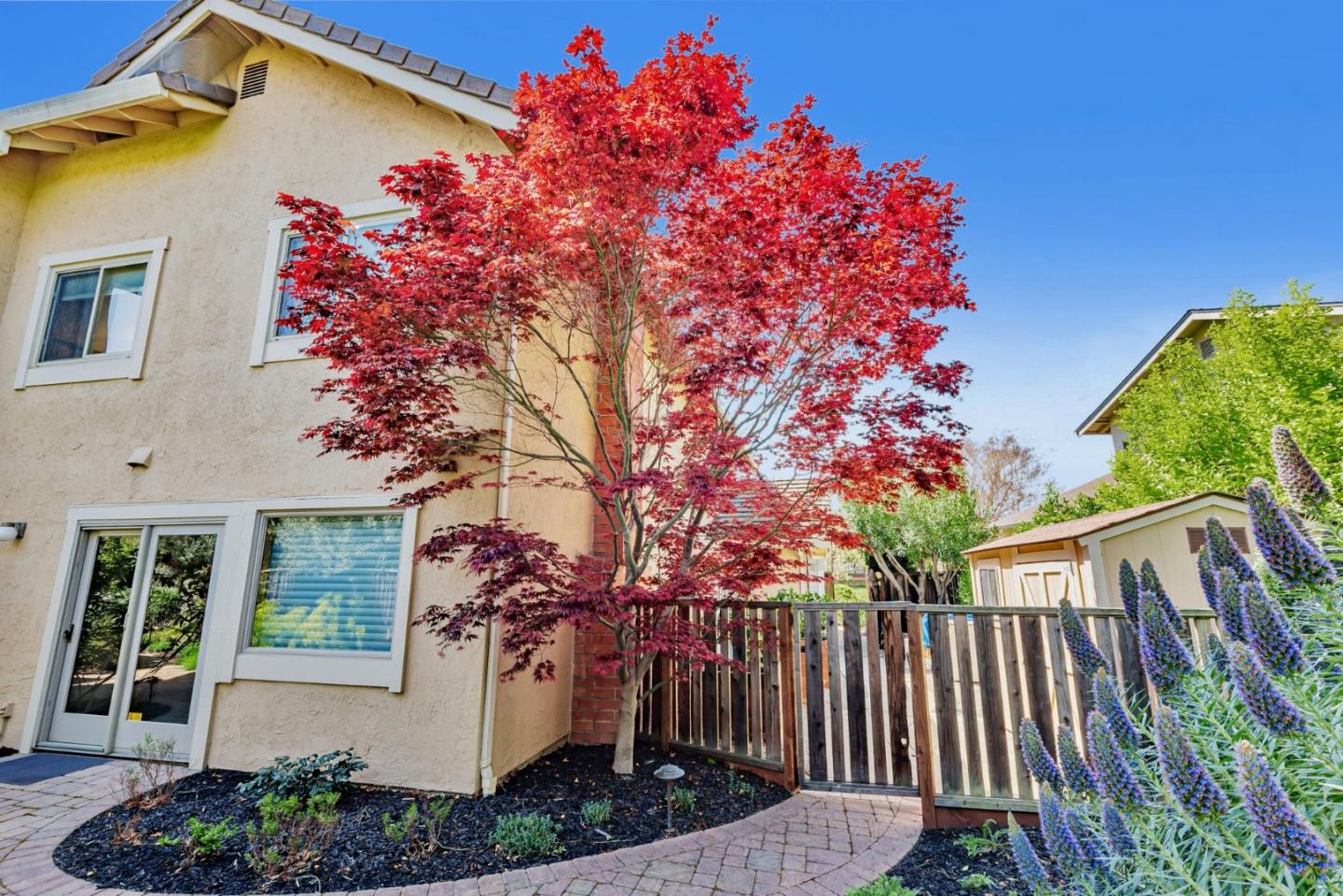 Detail Gallery Image 8 of 99 For 663 Lambeth Ct, Sunnyvale,  CA 94087 - 4 Beds | 3 Baths