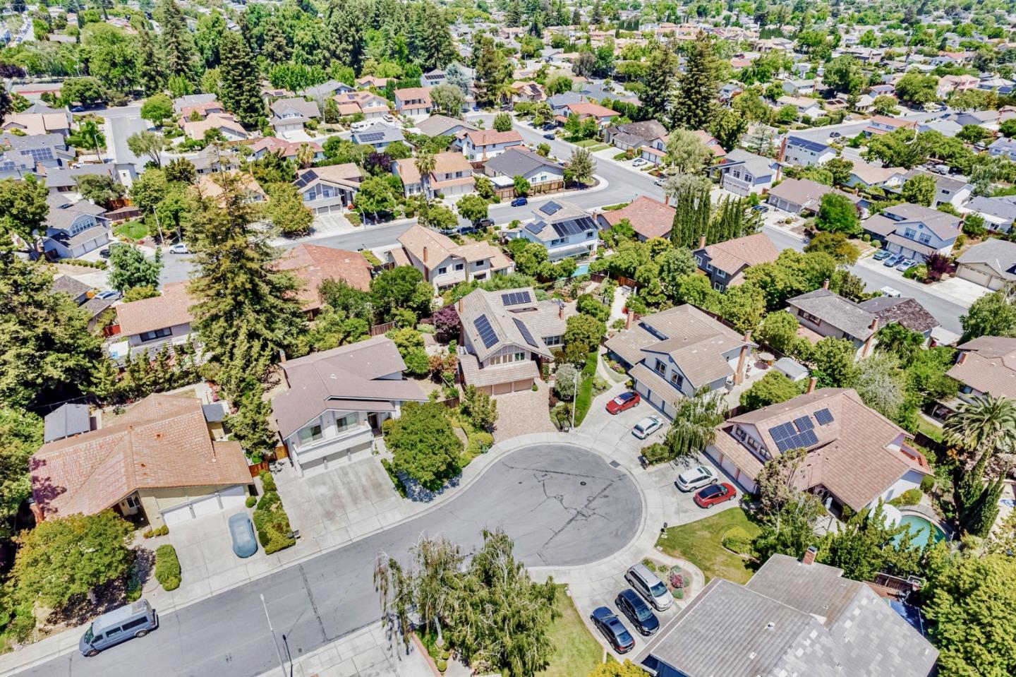 Detail Gallery Image 83 of 99 For 663 Lambeth Ct, Sunnyvale,  CA 94087 - 4 Beds | 3 Baths