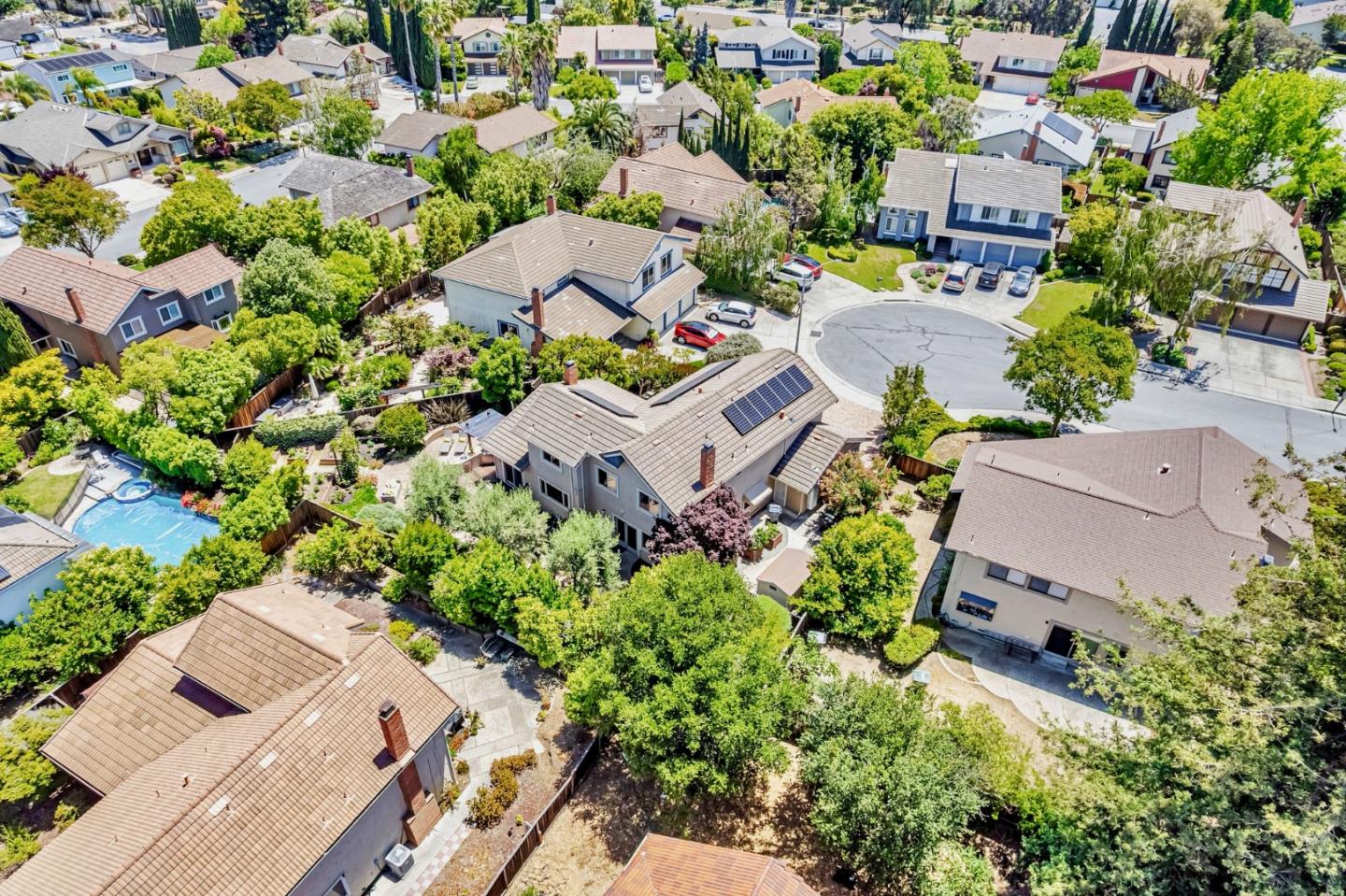 Detail Gallery Image 84 of 99 For 663 Lambeth Ct, Sunnyvale,  CA 94087 - 4 Beds | 3 Baths