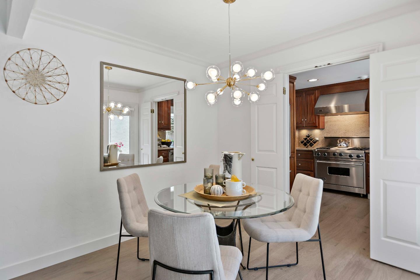 Detail Gallery Image 13 of 47 For 105 Milmar Way, Los Gatos,  CA 95032 - 2 Beds | 2 Baths