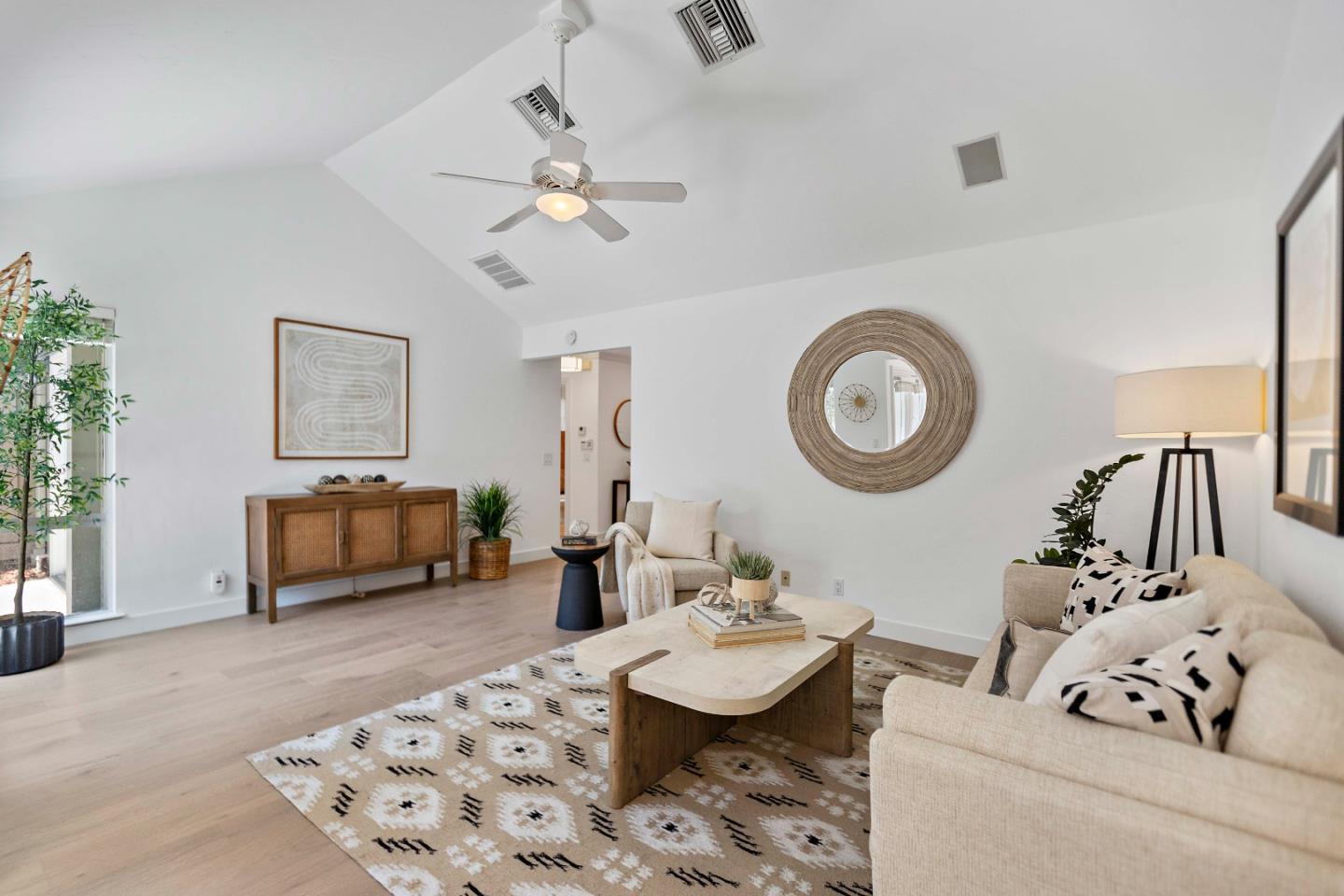 Detail Gallery Image 8 of 47 For 105 Milmar Way, Los Gatos,  CA 95032 - 2 Beds | 2 Baths