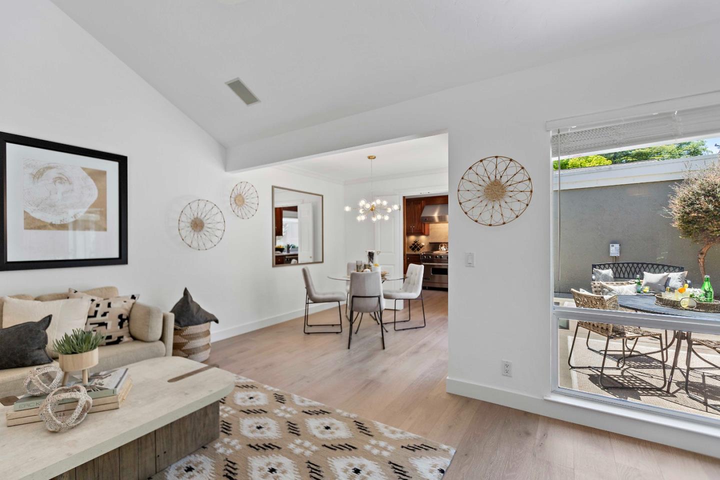 Detail Gallery Image 9 of 47 For 105 Milmar Way, Los Gatos,  CA 95032 - 2 Beds | 2 Baths