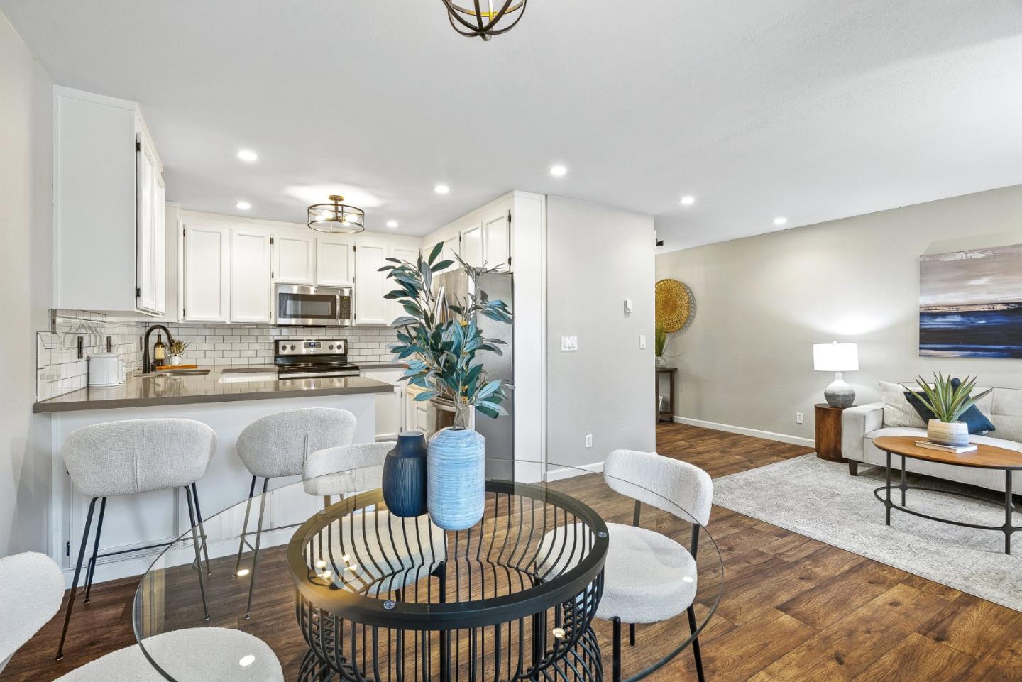Detail Gallery Image 3 of 28 For 374 Union Ave #C,  Campbell,  CA 95008 - 1 Beds | 1 Baths