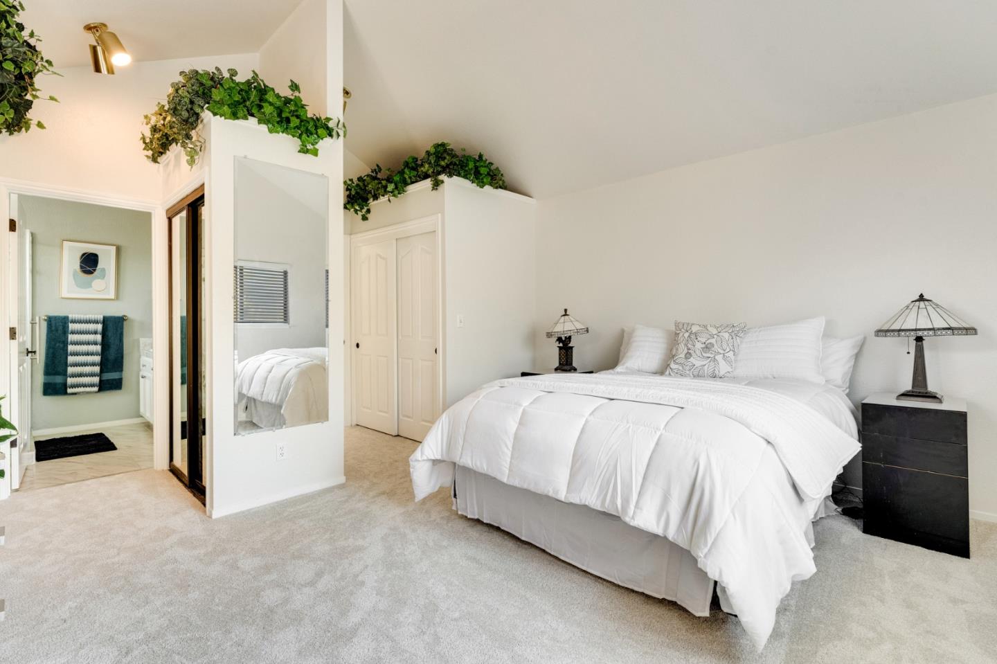 Detail Gallery Image 7 of 38 For 106 Madeline Dr, Aptos,  CA 95003 - 3 Beds | 2/1 Baths