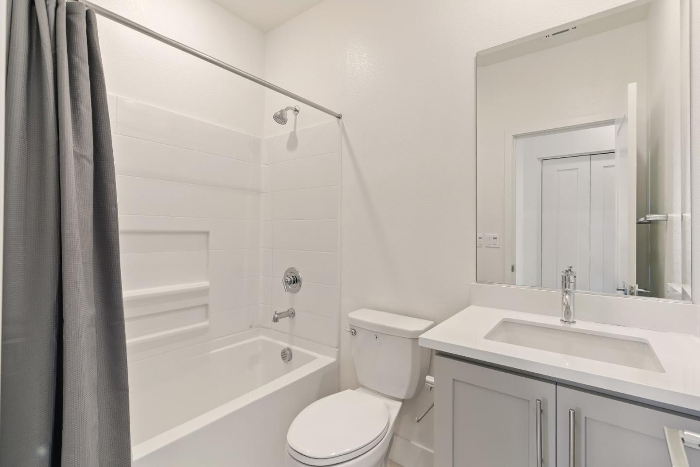 Detail Gallery Image 15 of 23 For 9608 Seawind Way, Newark,  CA 94560 - 2 Beds | 2 Baths