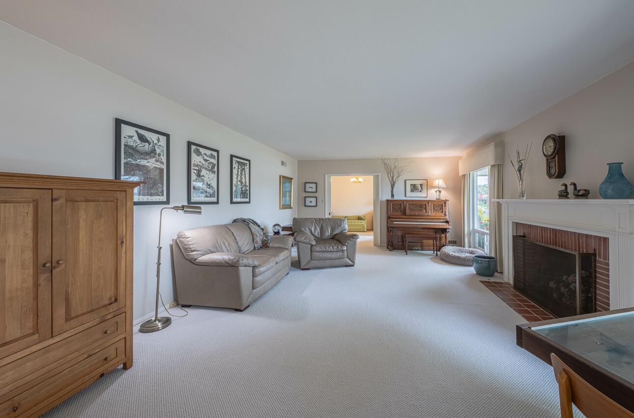 Detail Gallery Image 6 of 48 For 329 San Vincente Ave, Salinas,  CA 93901 - 3 Beds | 2 Baths