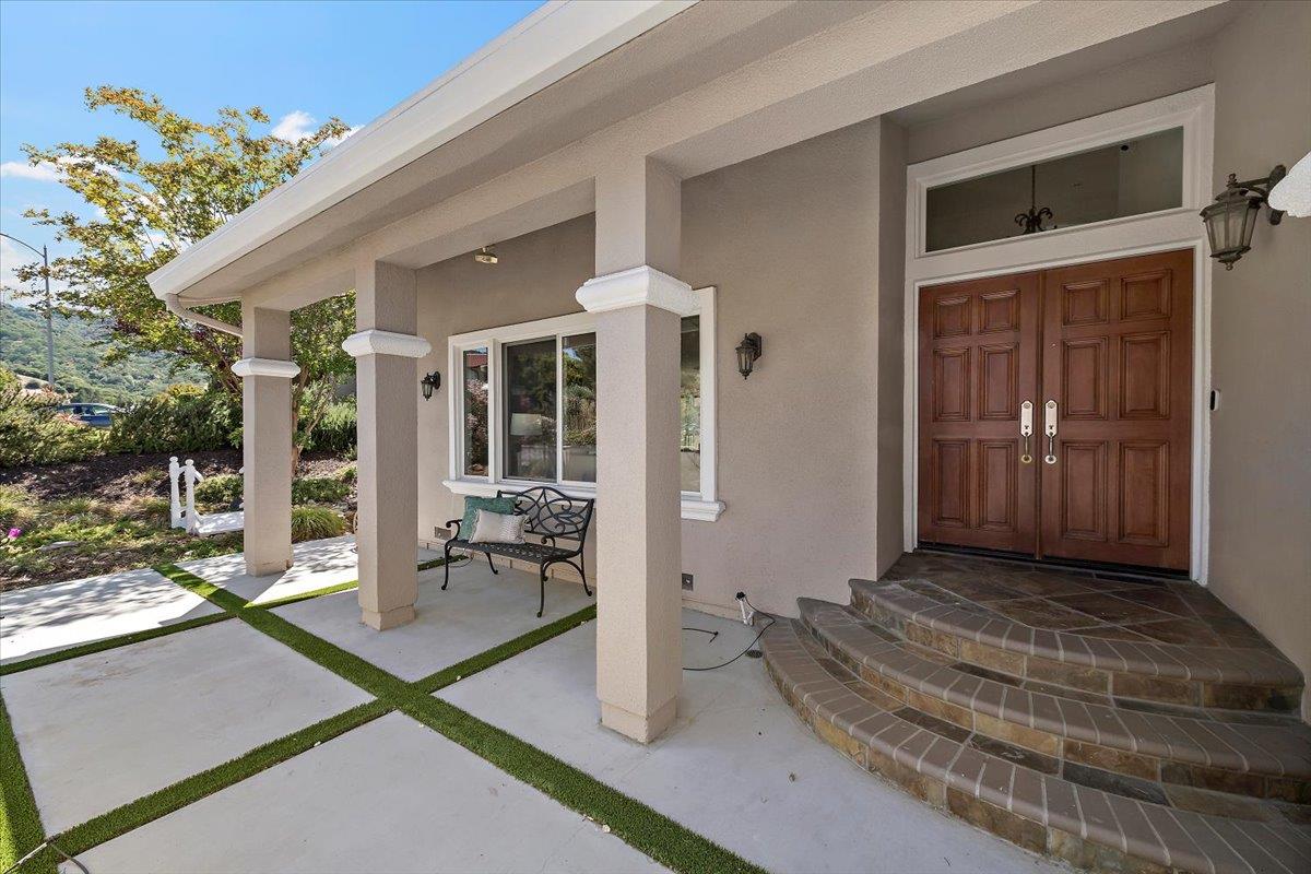 Detail Gallery Image 4 of 49 For 1141 Valley Quail Cir, San Jose,  CA 95120 - 5 Beds | 3 Baths