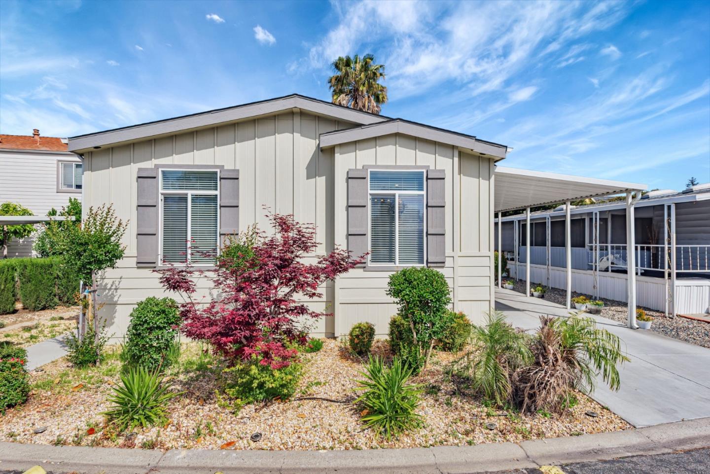 Detail Gallery Image 1 of 29 For 5450 Monterey Rd #182,  San Jose,  CA 95111 - 3 Beds | 2 Baths