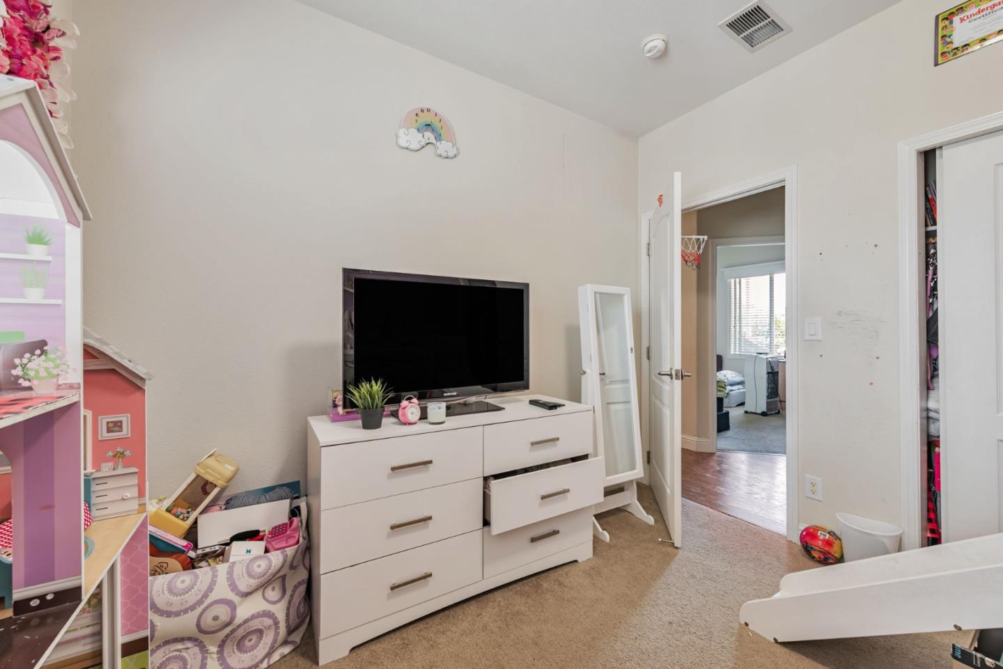 Detail Gallery Image 16 of 29 For 5450 Monterey Rd #182,  San Jose,  CA 95111 - 3 Beds | 2 Baths