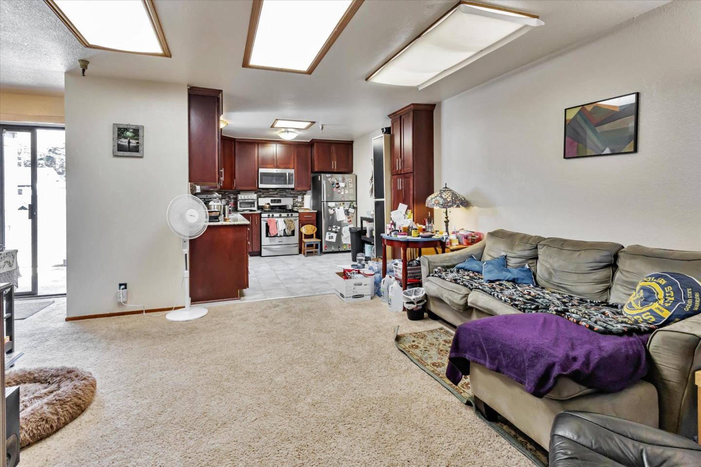 Detail Gallery Image 10 of 34 For 1715 Palmetto Ave, Pacifica,  CA 94044 - – Beds | – Baths